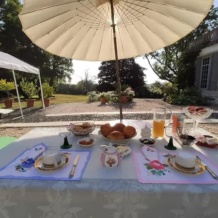 La Venise Au Château De Saint-andré Couette-café